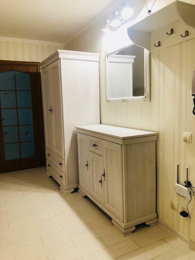 Classic Apartment Boryspilʼ Dış mekan fotoğraf