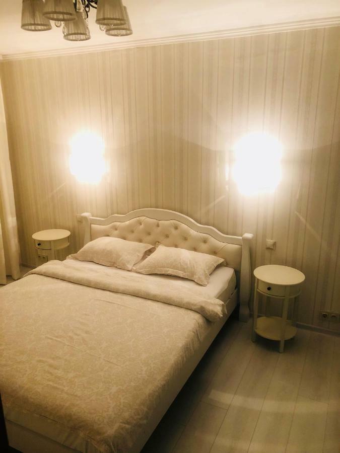 Classic Apartment Boryspilʼ Dış mekan fotoğraf